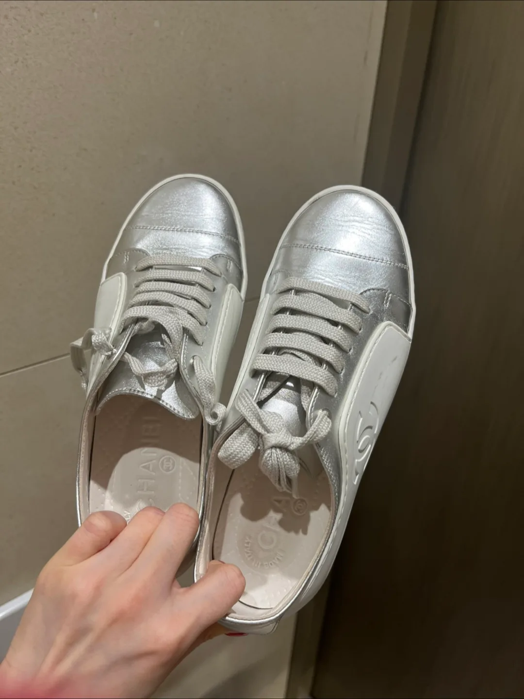 정품 샤넬 운동화 35반