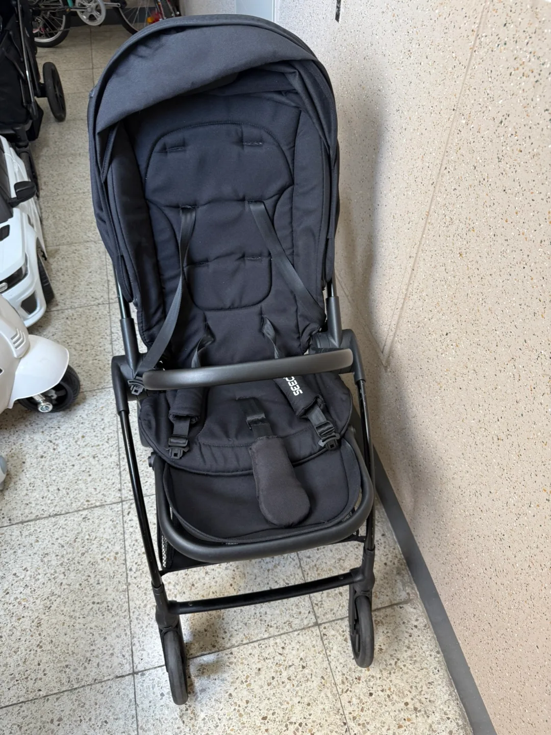 SEEC 시크 롤리팝 휴대용 유모차 블랙