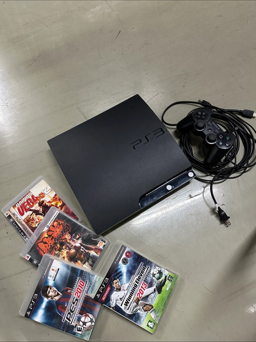 추억의 게임기 플레이스테이션3 게임기와 게임3개 단돈 만원