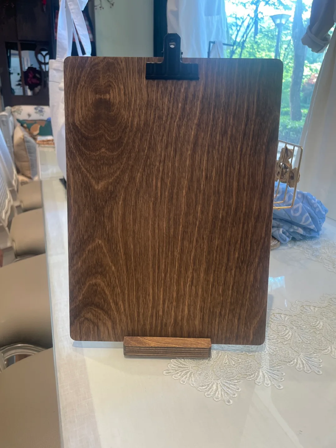 나무 클립보드  구매당시 38000원에 구매했구요 현재도 판매하고 있네요 원목구요
