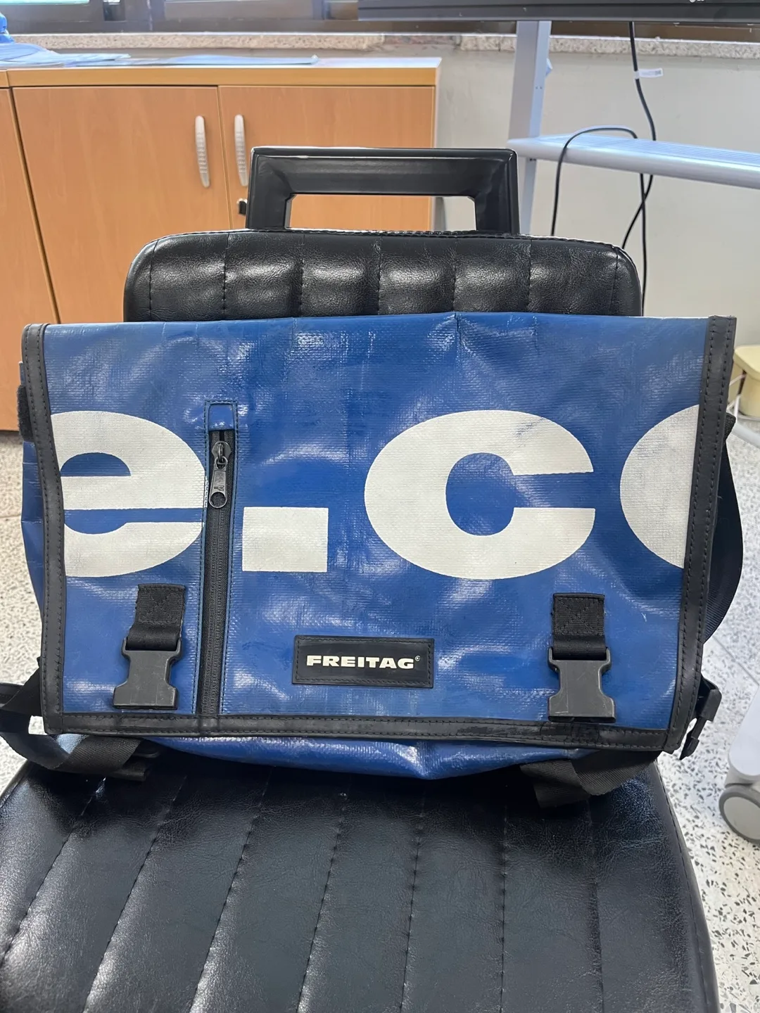프라이탁 메신저백 블루 FREITAG