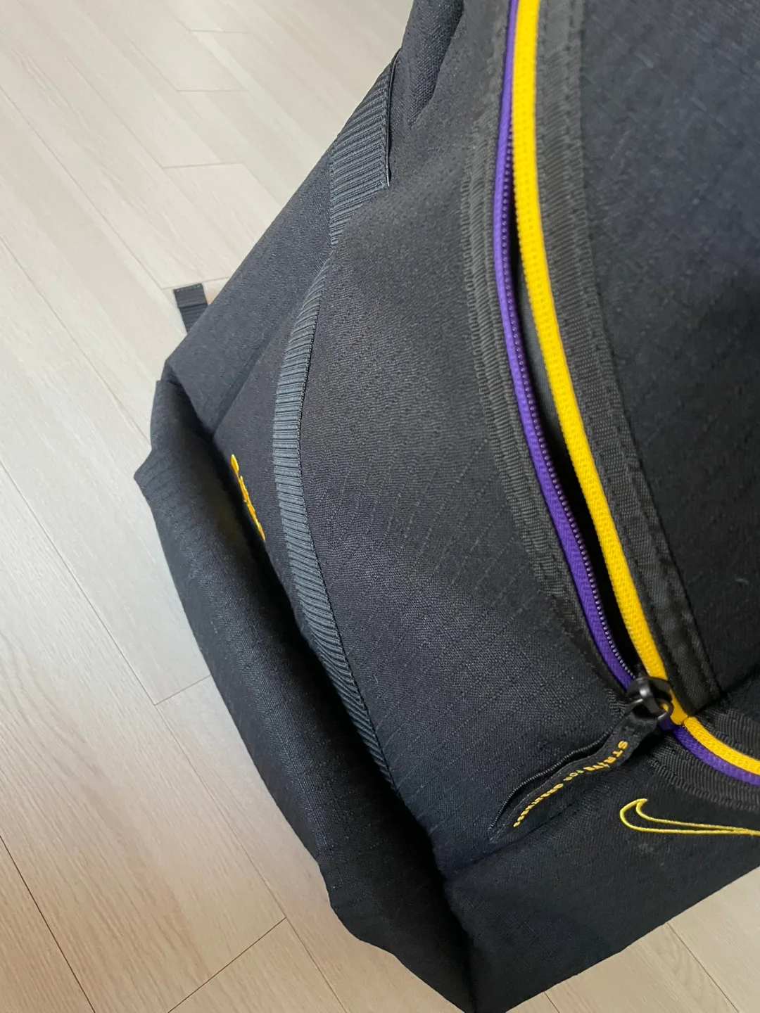 나이키 CT3756-011 백팩 중고 팝니다!