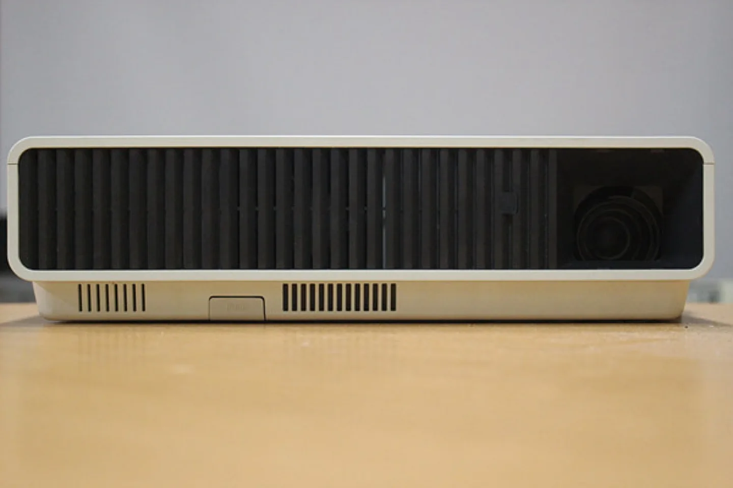 카시오 XJ-M140 2500안시 A급 빔프로젝터