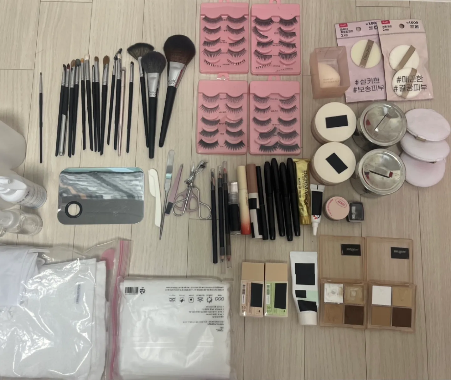 미플로우 메이크업 풀박스/메이크업 실기 재료 중고판매