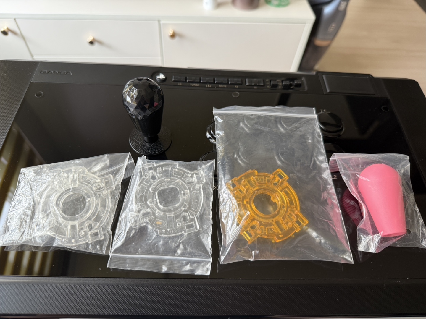 권바 옵시디언2 조이트론 레볼루션V2 조이스틱