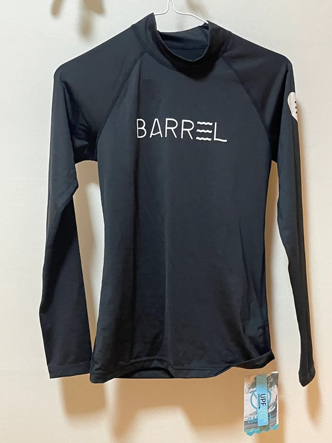배럴 여성 래쉬가드 블랙 M