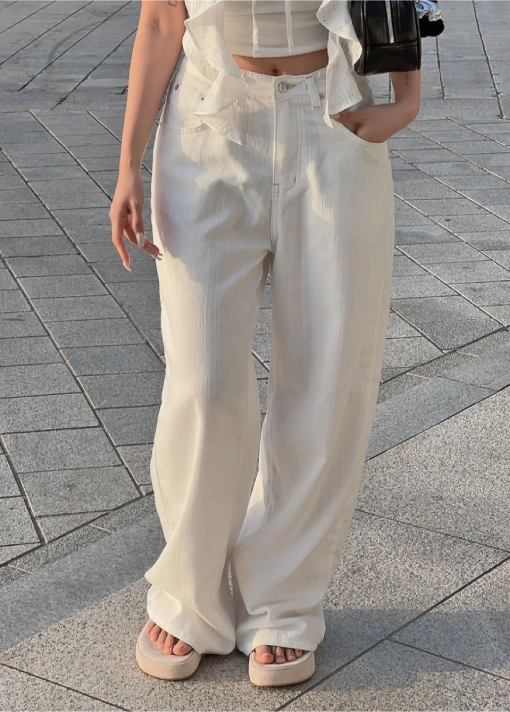 히프나틱 화이트 와이드팬츠 (L)