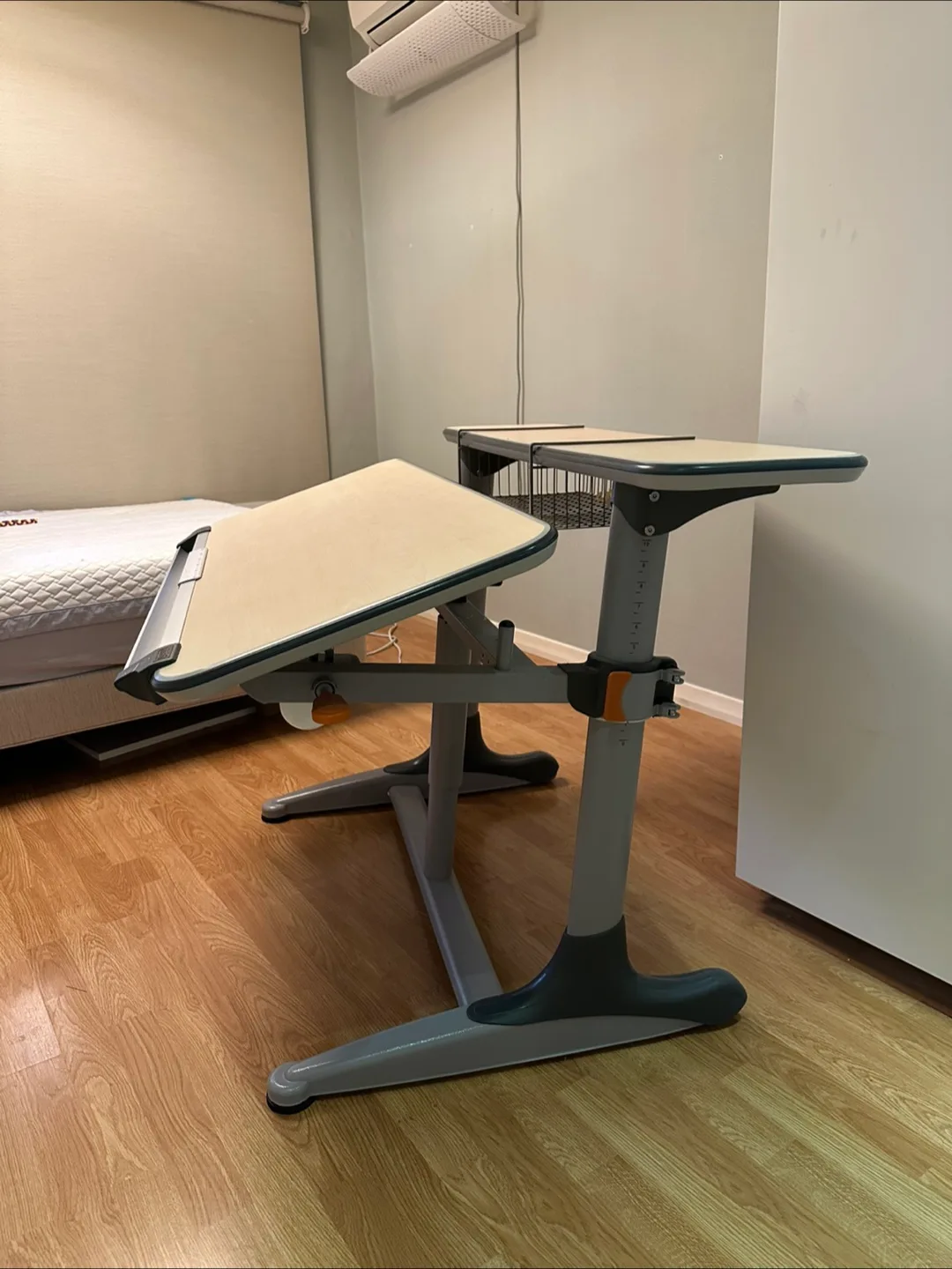 니스툴 높이조절 책상