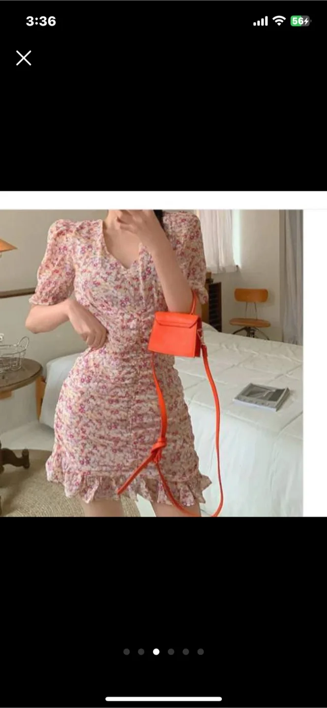 아이유 플라워 셔링 미니 원피스