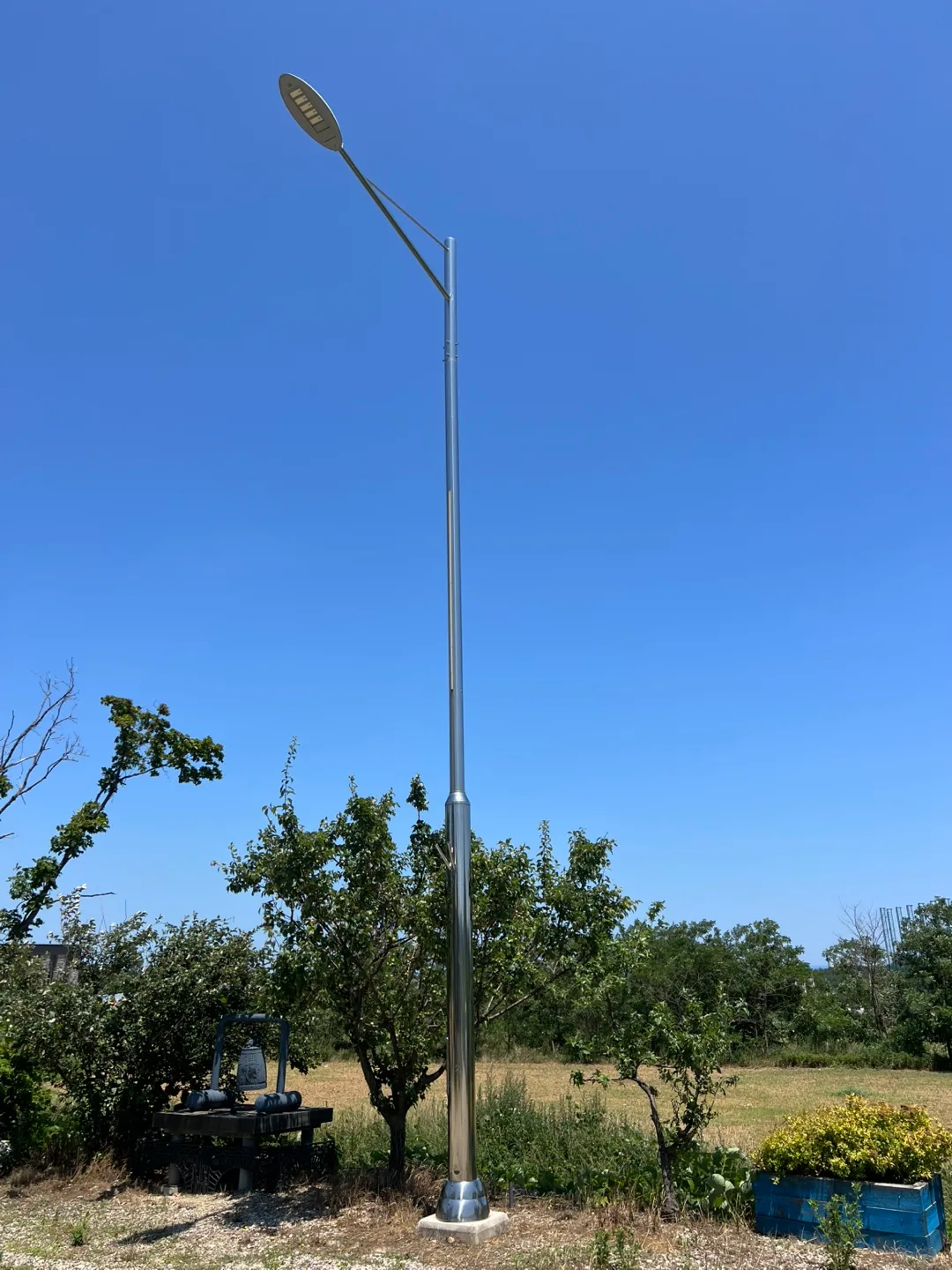 스테인리스 가로등 중고 판매 (조명 미포함 / 8~10m / 개당 35만 원)