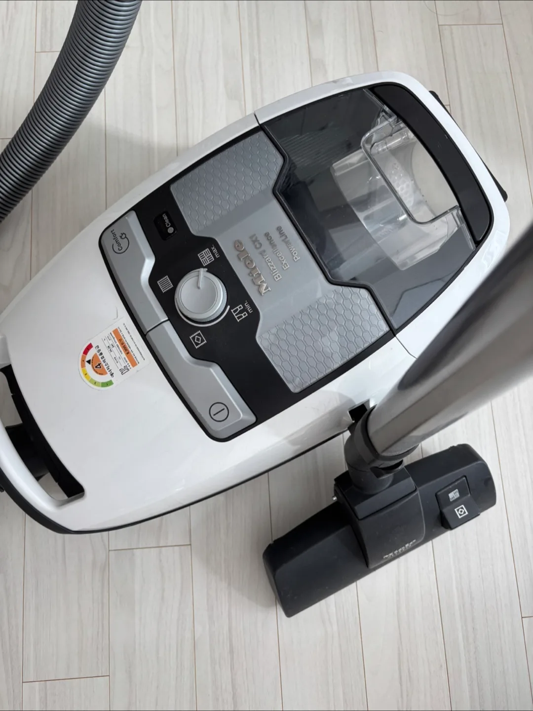 독일 명품 가전 밀레 진공 청소기 블리자드 CX1 화이트