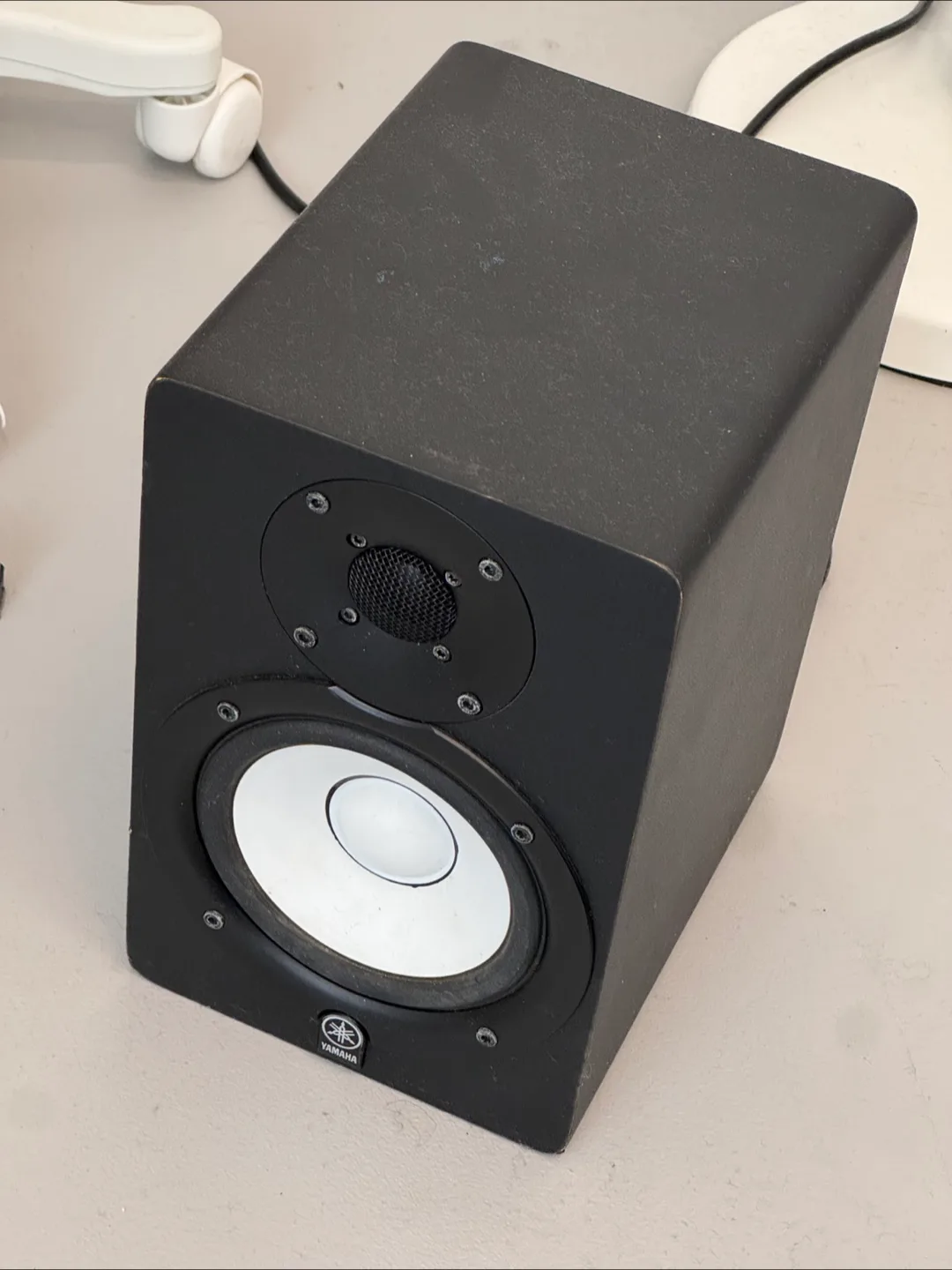 [신사역직거래] 야마하 HS50M 엠프내장형 모니터 스피커 1짝