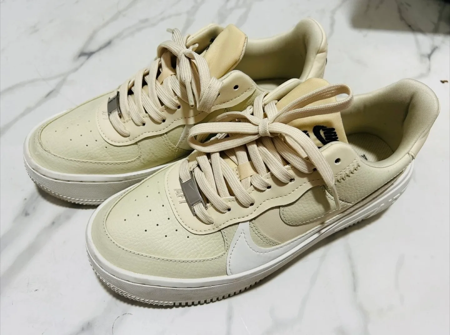 중고)나이키우먼스 에어포스 DJ9946-200