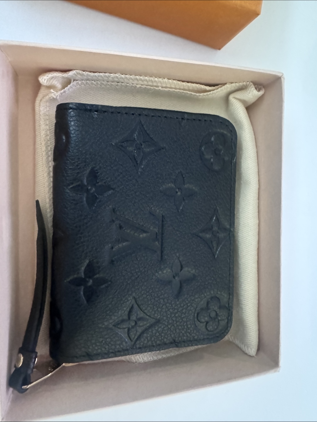 루이비통 지피 코인퍼스 새상품