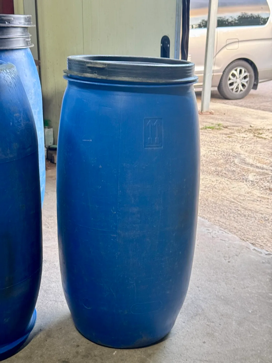 청색 플라스틱 드럼통(중고/150리터) 판매