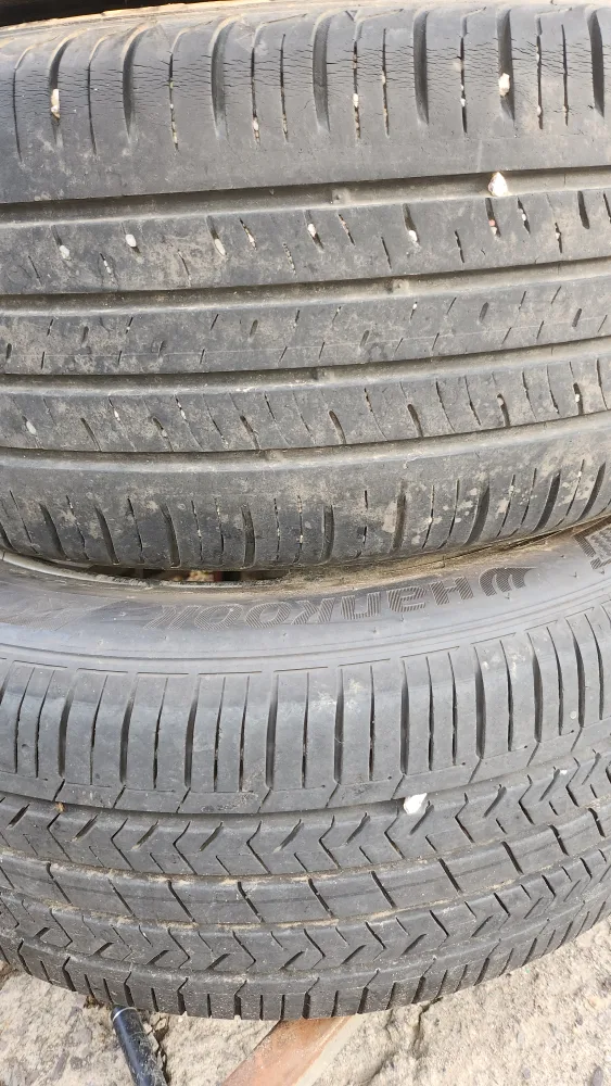 올란도 중고타이어  휠 포함 판매합니다