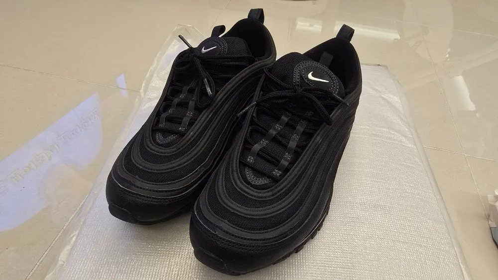 중고 나이키 에어맥스 97 블랙 280mm