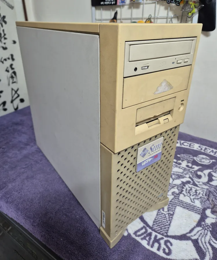 중고 Sun Ultra 10 워크스테이션