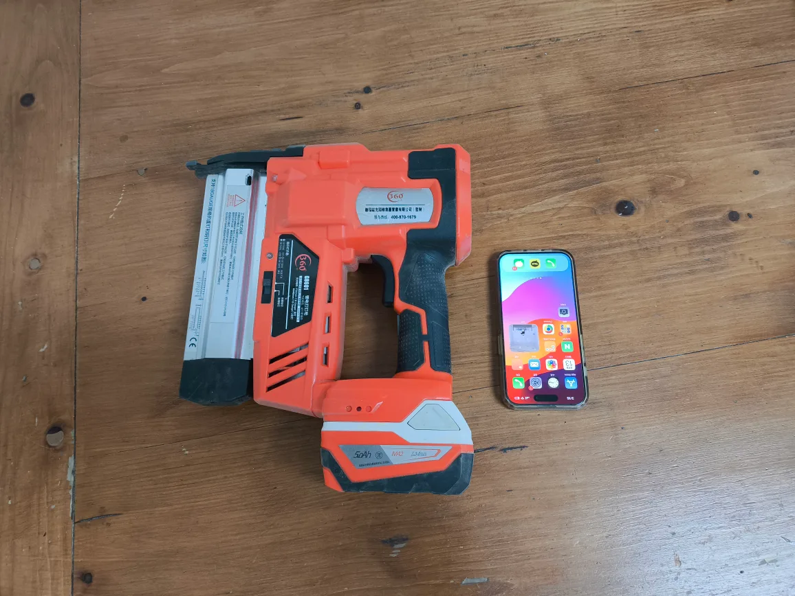 충전 멀티 타정기 GB6801