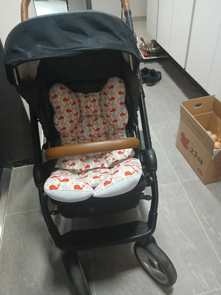 중고 유모차 판매합니다