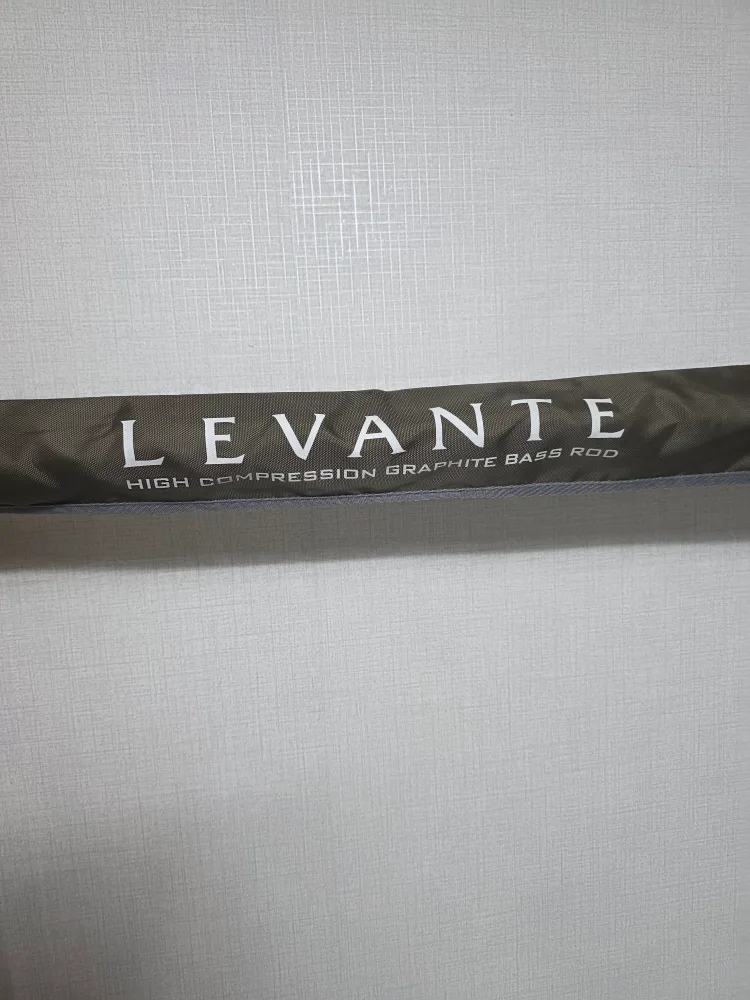 메가배스 레반테 베이트(1피스)/F4-72LV