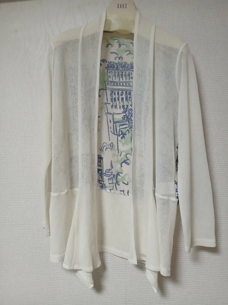 화이트 패턴 시스루 가디건