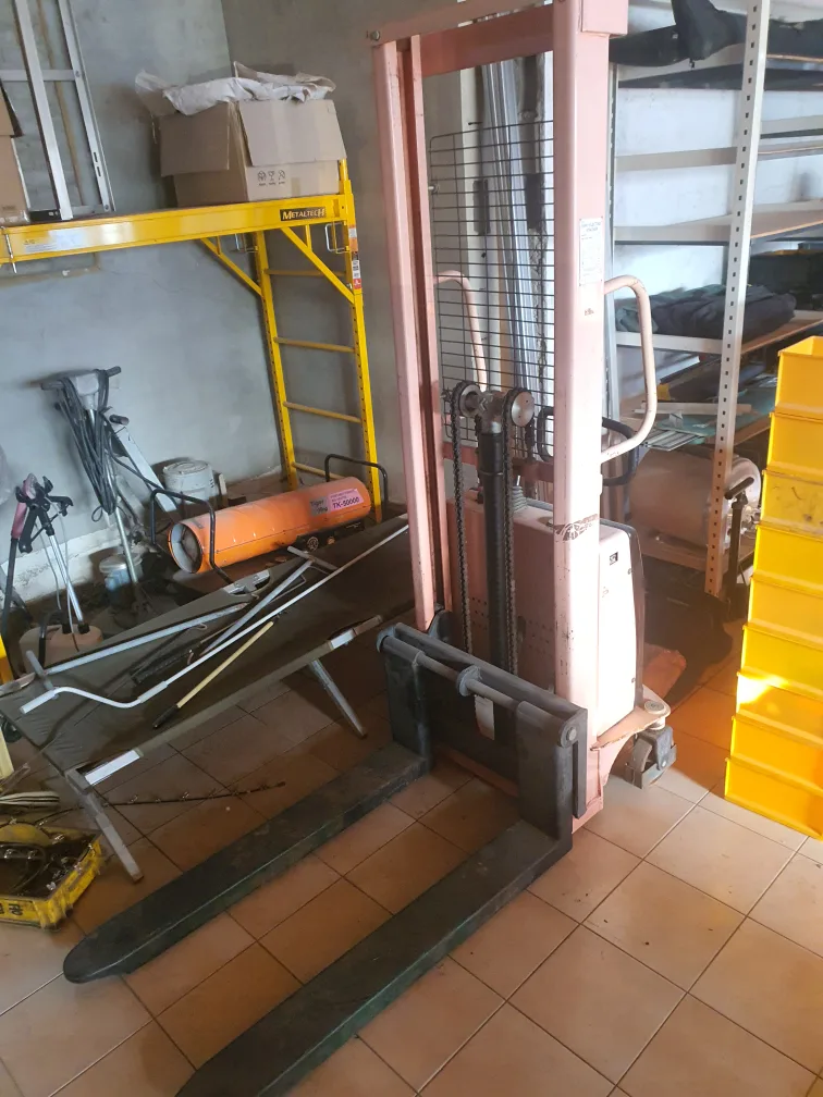 중고 지게차 전동스태커 수동지게차 1톤