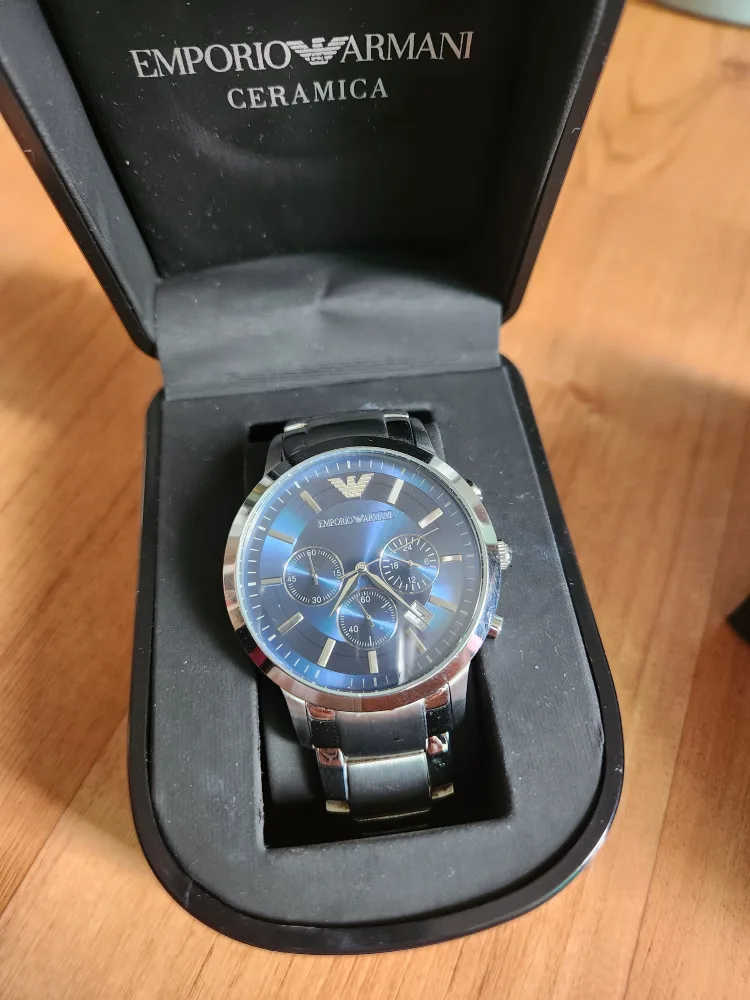 엠포리오 아르마니 손목시계 판매합니다