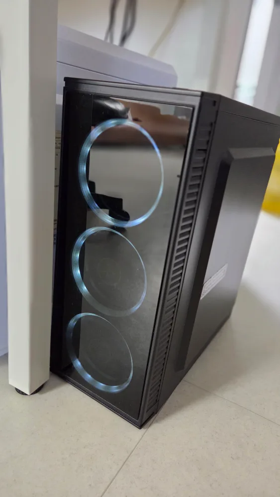 가성비 최고 가정용컴퓨터 데스크탑 + 모니터 팝니다