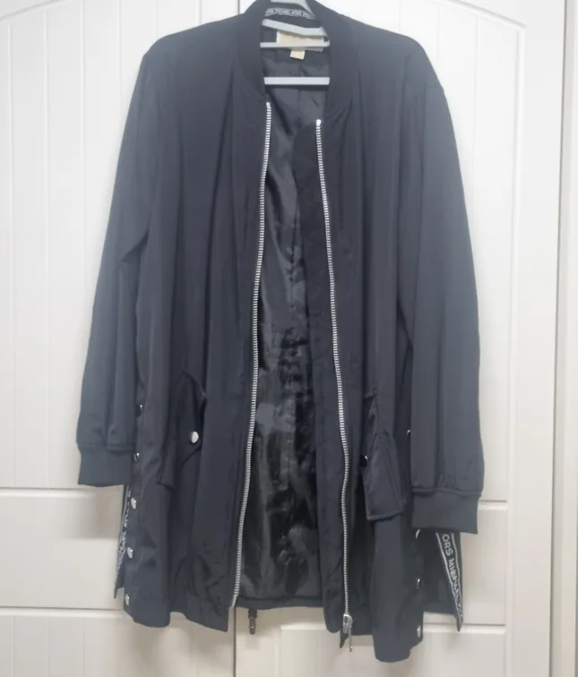 정품 마이클코어스 블랙 자켓 M