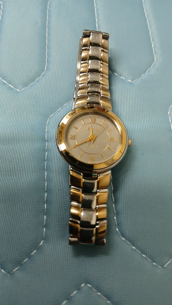 코모도 스위스 쿼츠 여성 시계