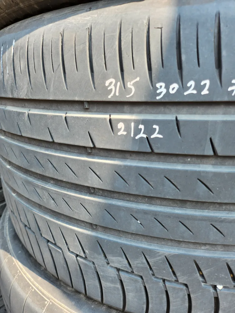 콘티넨탈 3153022 중고 2개  40%정도