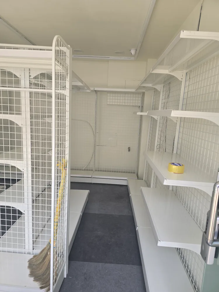 매장 진열대 중고 판매합니다