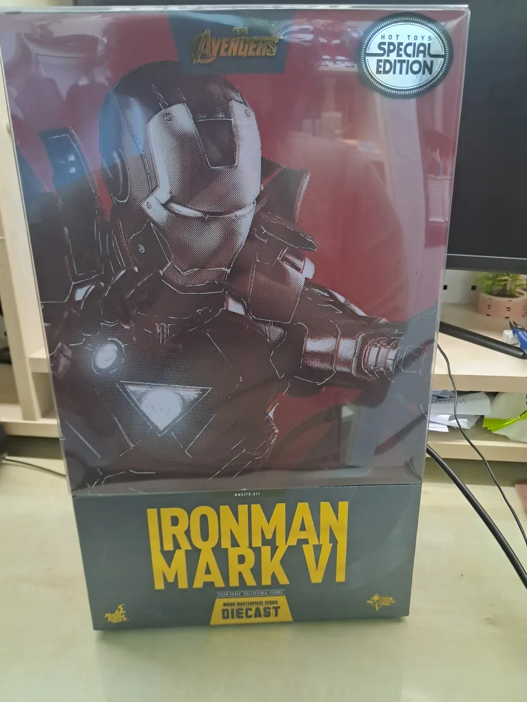 핫토이 아이언맨 마크6 다이캐스트 스페셜에디션 팝니다