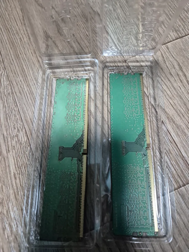 중고 삼성 DDR4 pc-4 25600 8GB 램 2개(총 16GB)