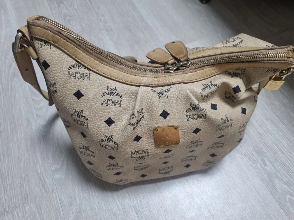MCM 숄더백(중고정품)