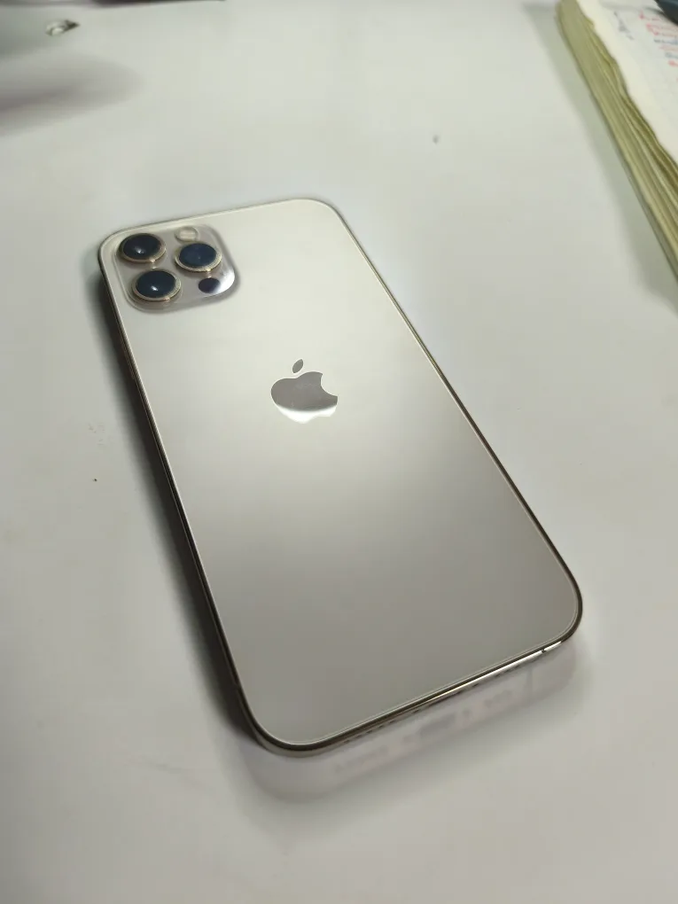 📱 중고 아이폰 12 프로 판매합니다 📱  기종: iPhone 12 Pro 256