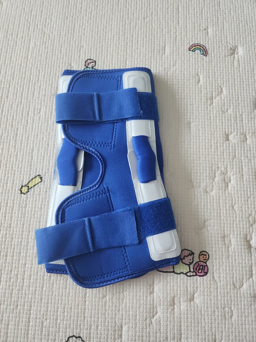 무릎 보호대 판매 합니다.