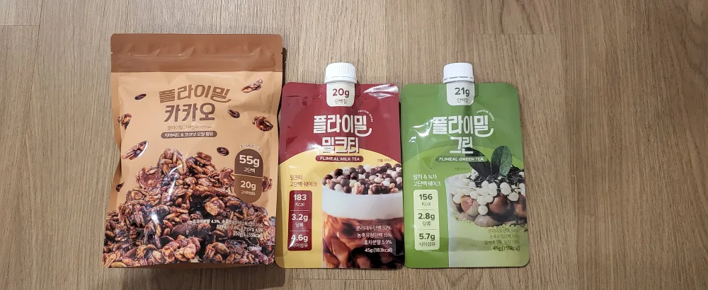 플라이밀 그래놀라(카카오)  & 단백질 쉐이크 2종