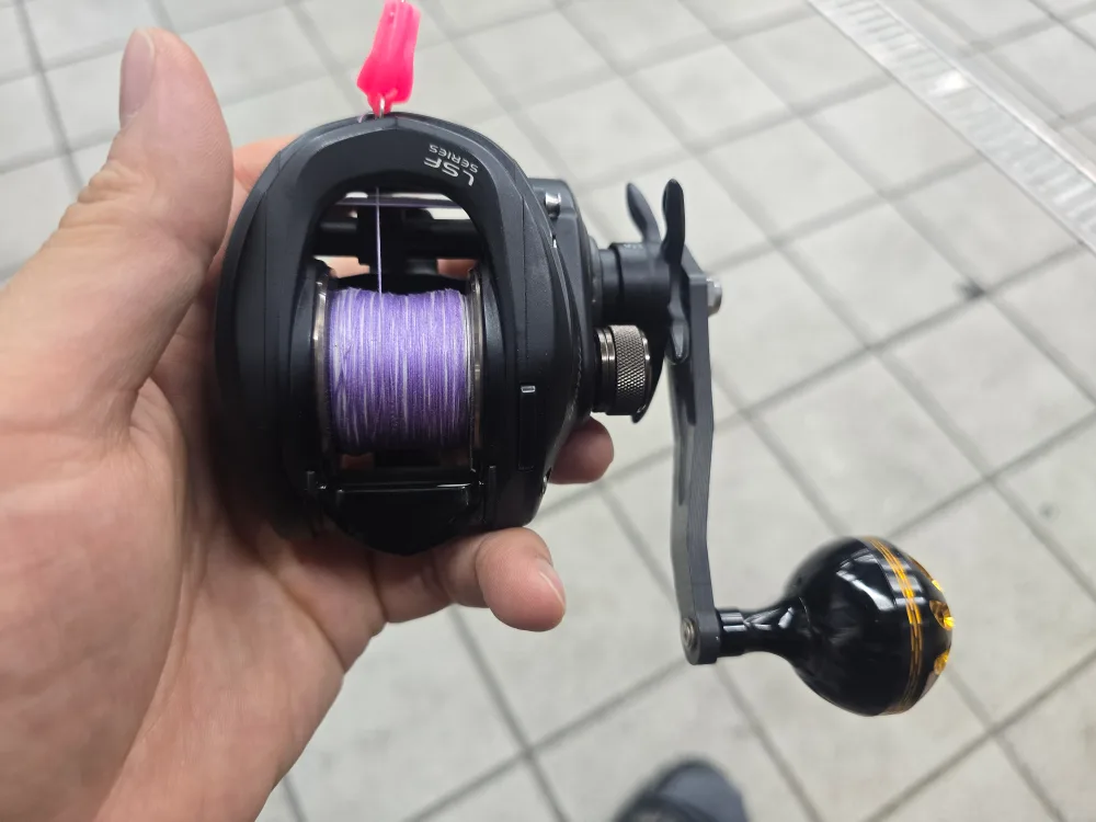 도요 우라노 빅게임 우핸 5.4대1 팝니다