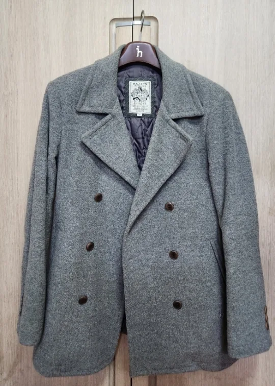 헤지스 울하프코트 100사이즈 판매합니다