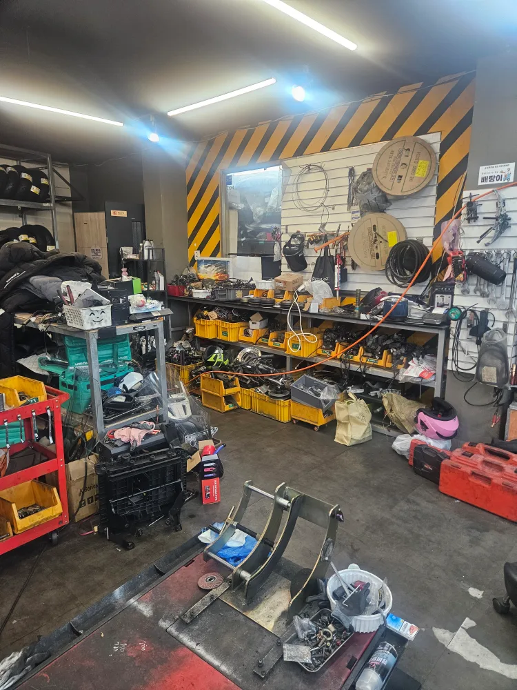 스쿠터종류 중고물품들 판매합니다(가게정리)
