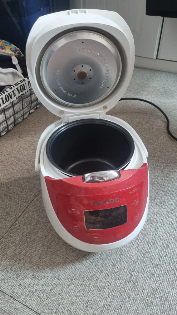 쿠쿠 3인용 밥솥 CR-0365FR 중고