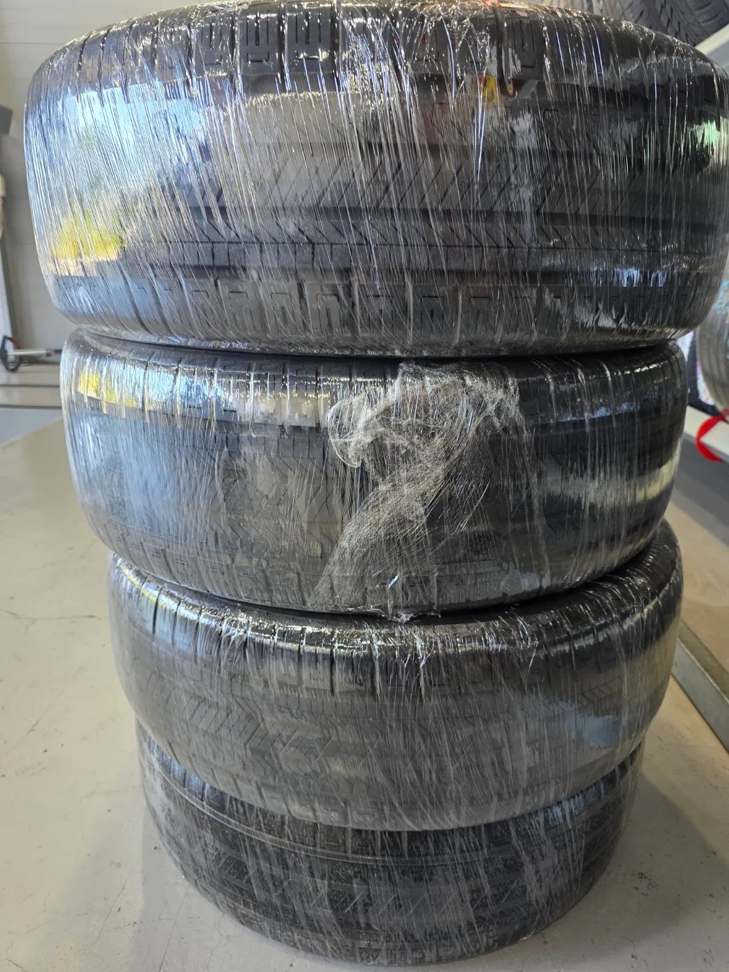 콘티넨탈 타이어 임판중고타이어