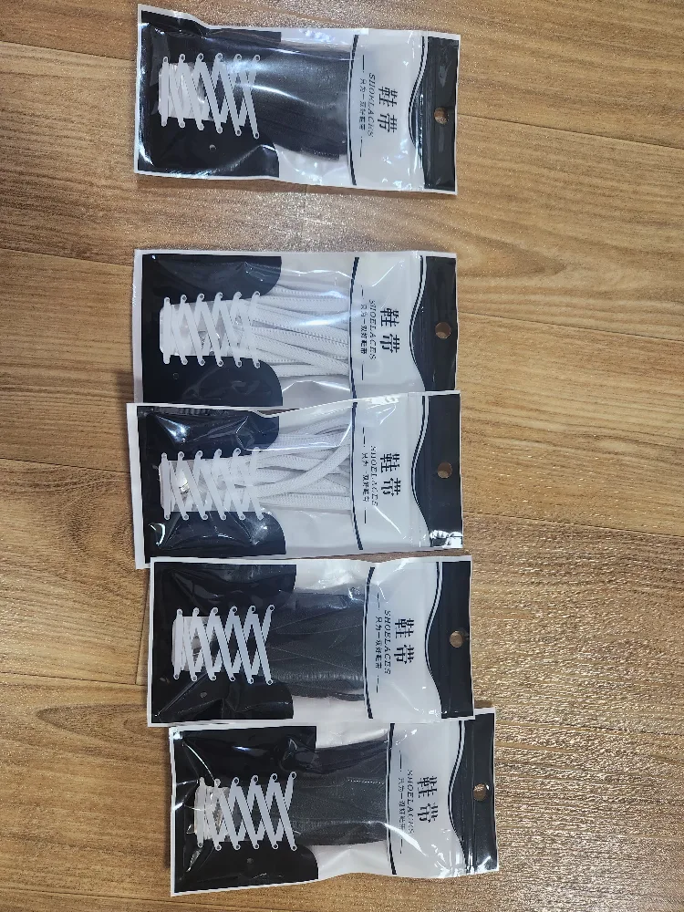 다이빙 슈트, 신발 등 장비 판매