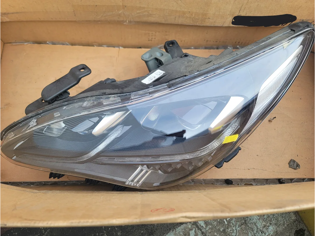 기아 스팅어 헤드라이트중고상품 운전석쪽