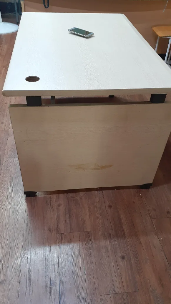 중고 사무용의자