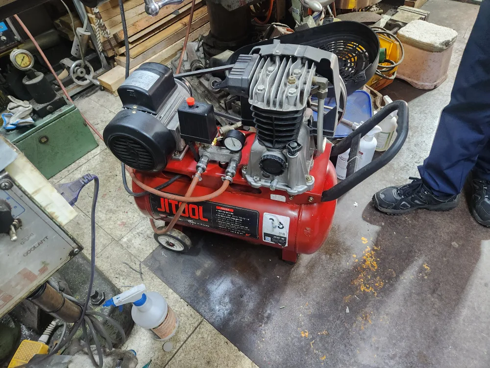 에어 콤프레샤 3.5HP 중고 220V