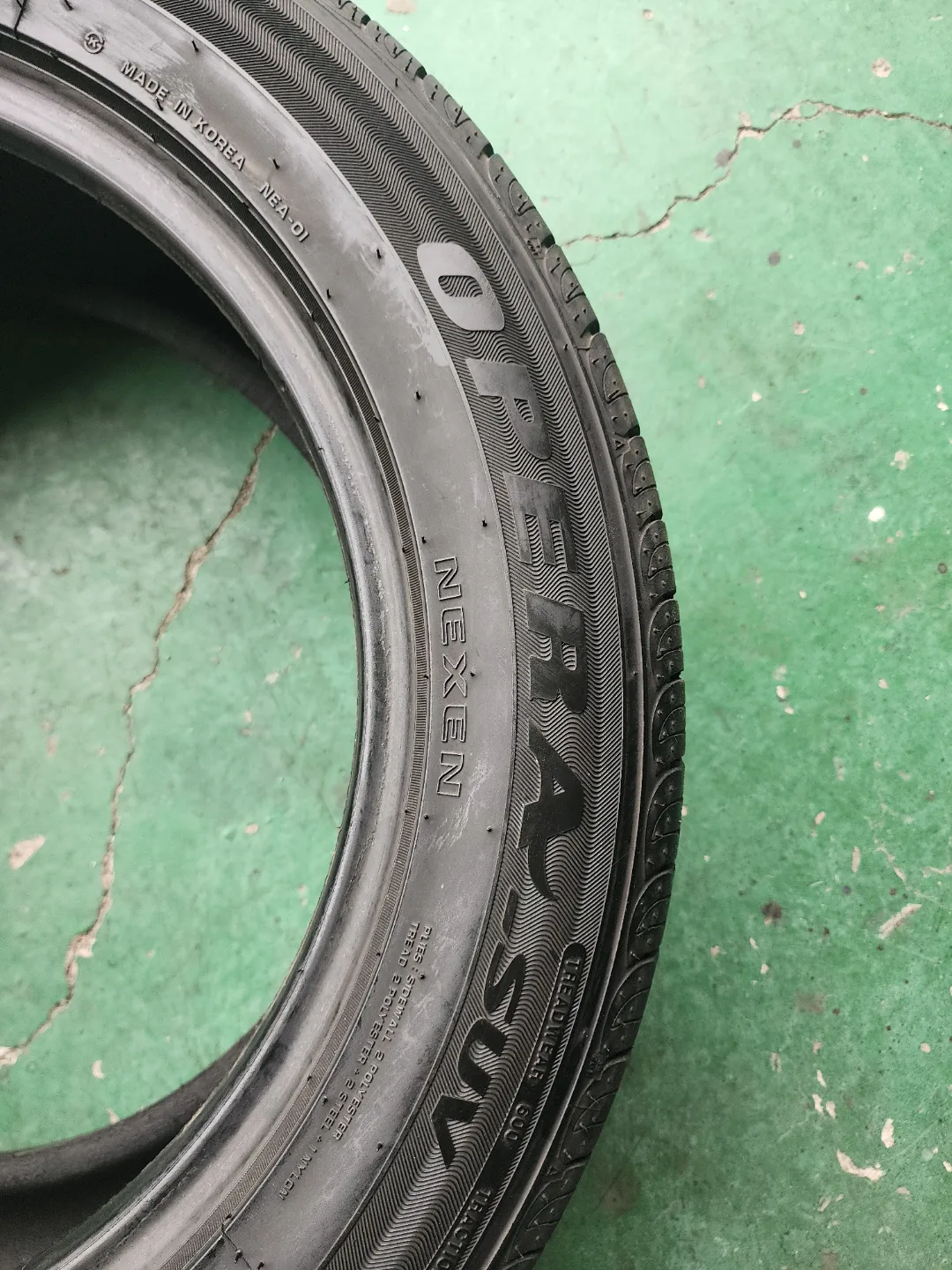중고 타이어 넥센 225/55R18 타이어