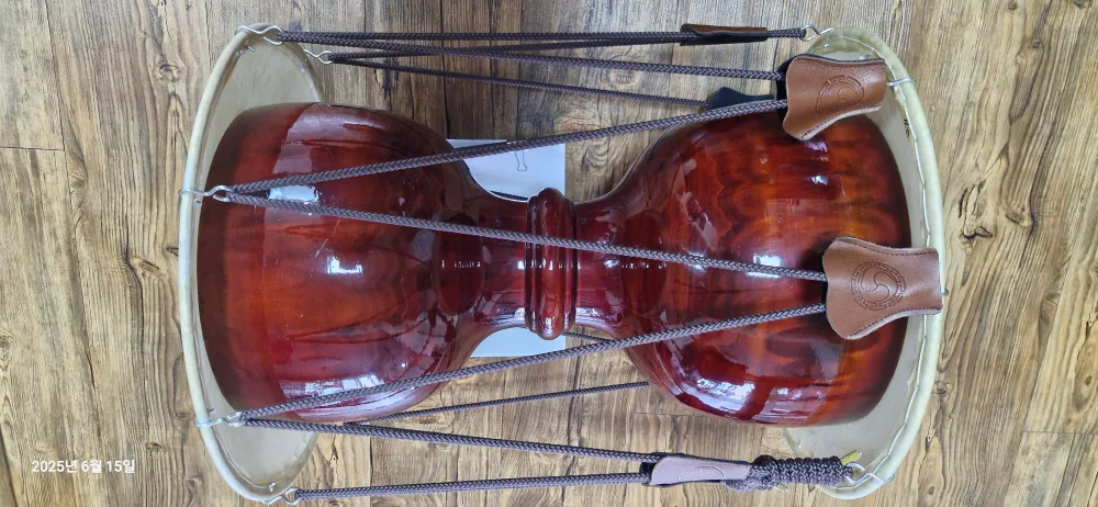 중고 장구 세트 (장구, 채, 받침대)